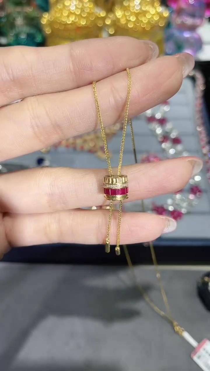 18K金镶嵌天然红宝石项链路路通款