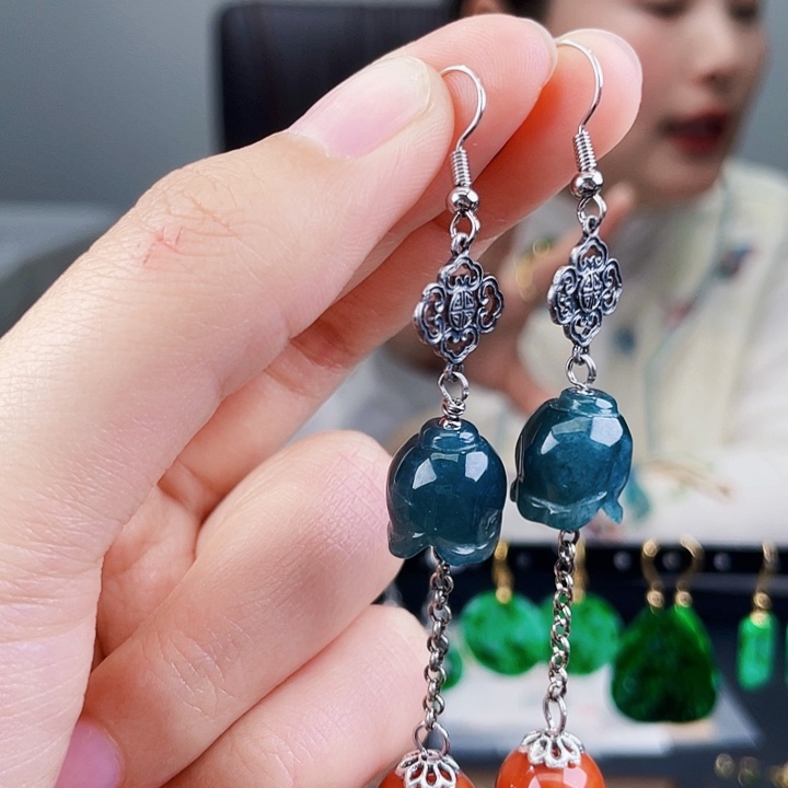 翡翠耳饰未镶嵌饰品