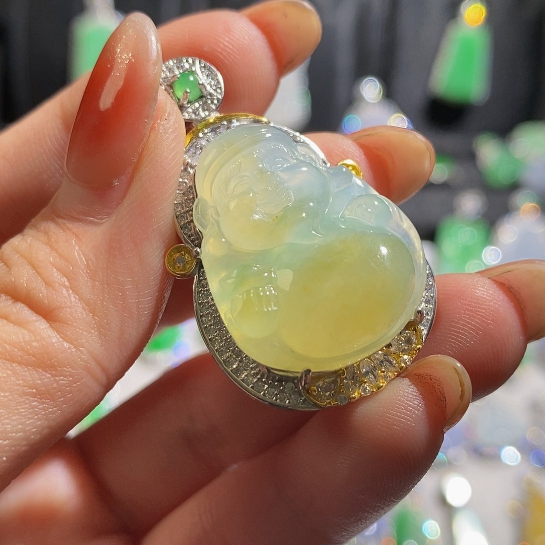 翡翠颈饰银S925镶嵌天然翡翠