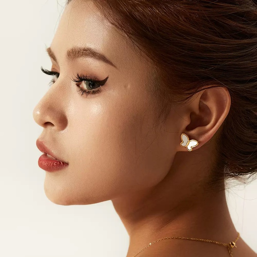 铜合金耳饰 3101 金色边白贝蝴蝶耳钉