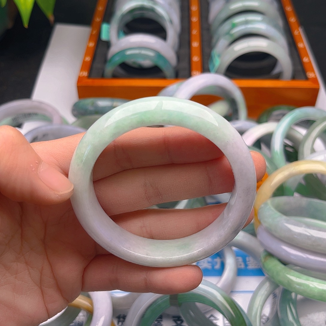 未镶嵌手镯翡翠5758. 44