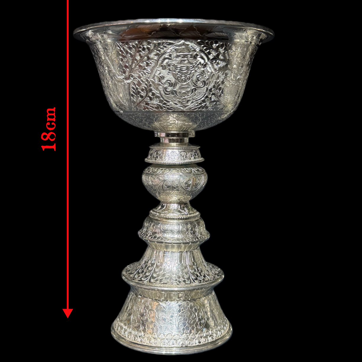 一个纯银手工酥油灯2025家用纯银酥油灯，口径11高度17cm重量320