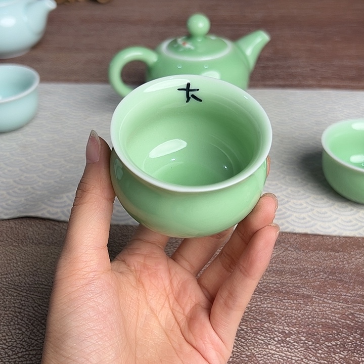 龙泉云间青瓷小米茶器