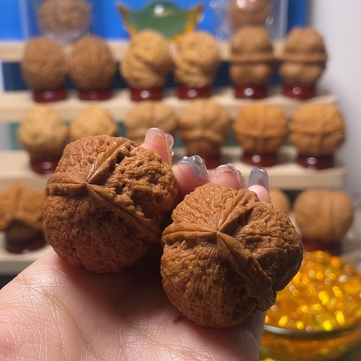 文玩核桃吊坠铁锤15