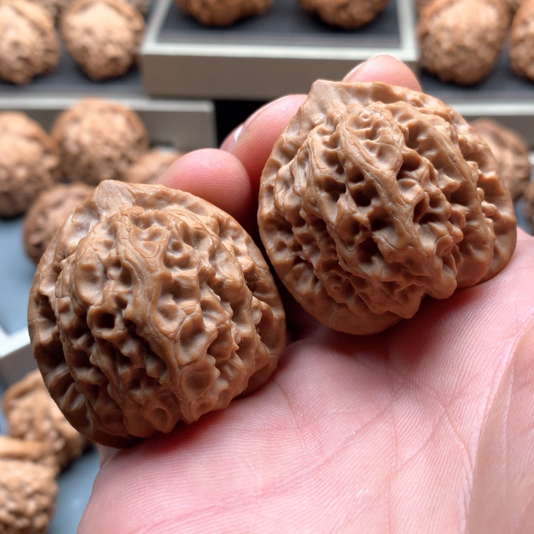 文玩核桃吊坠F***y野生