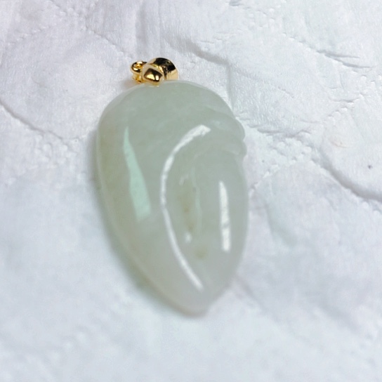 翡翠颈饰未镶嵌乐**水吊坠