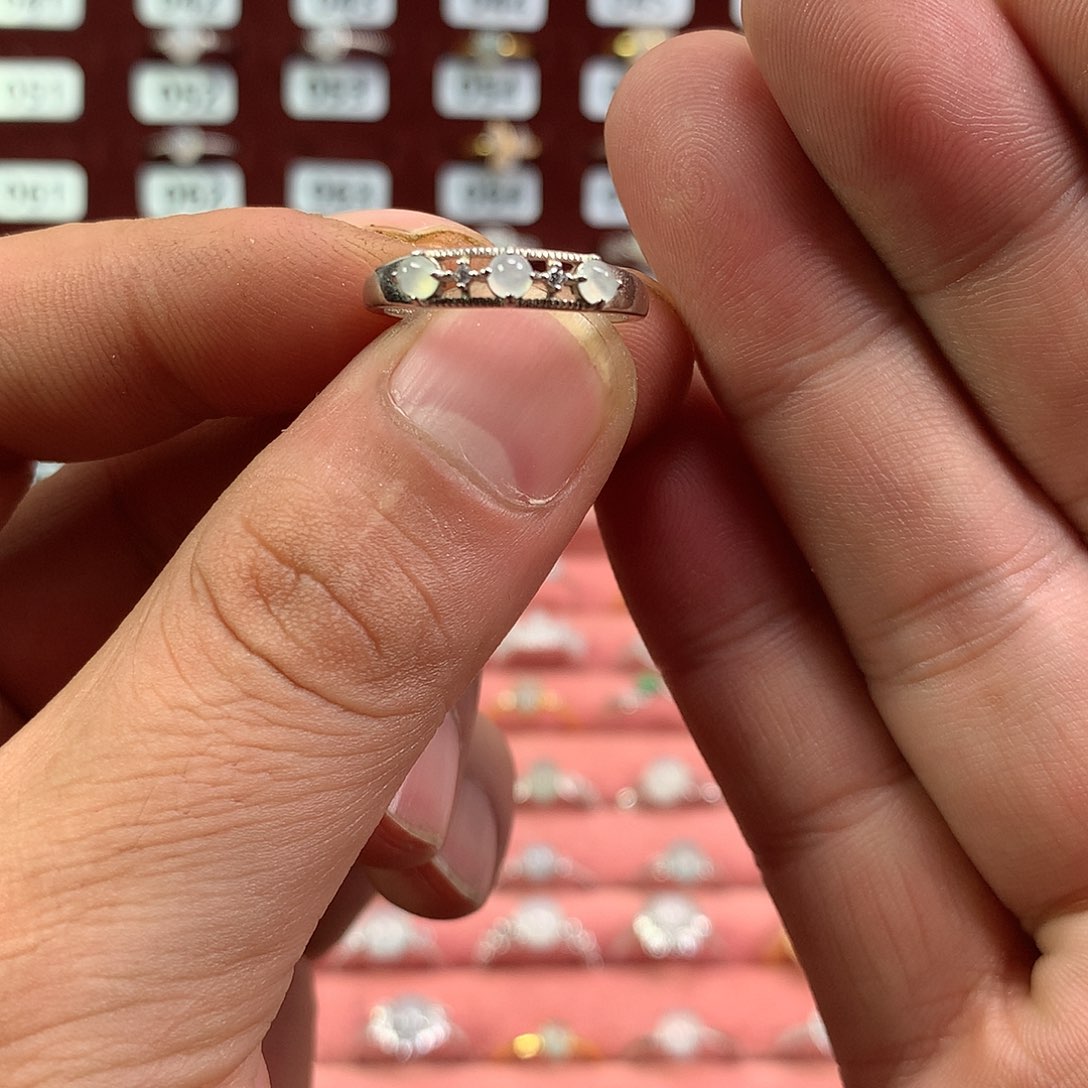 榕***忆翡翠银S925镶嵌戒指225