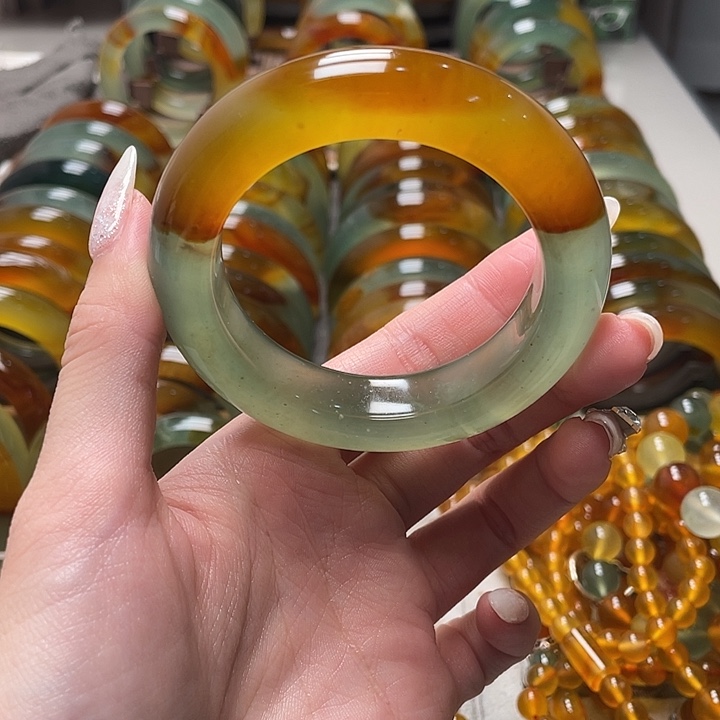 蛇纹石玉未镶嵌手镯54.7