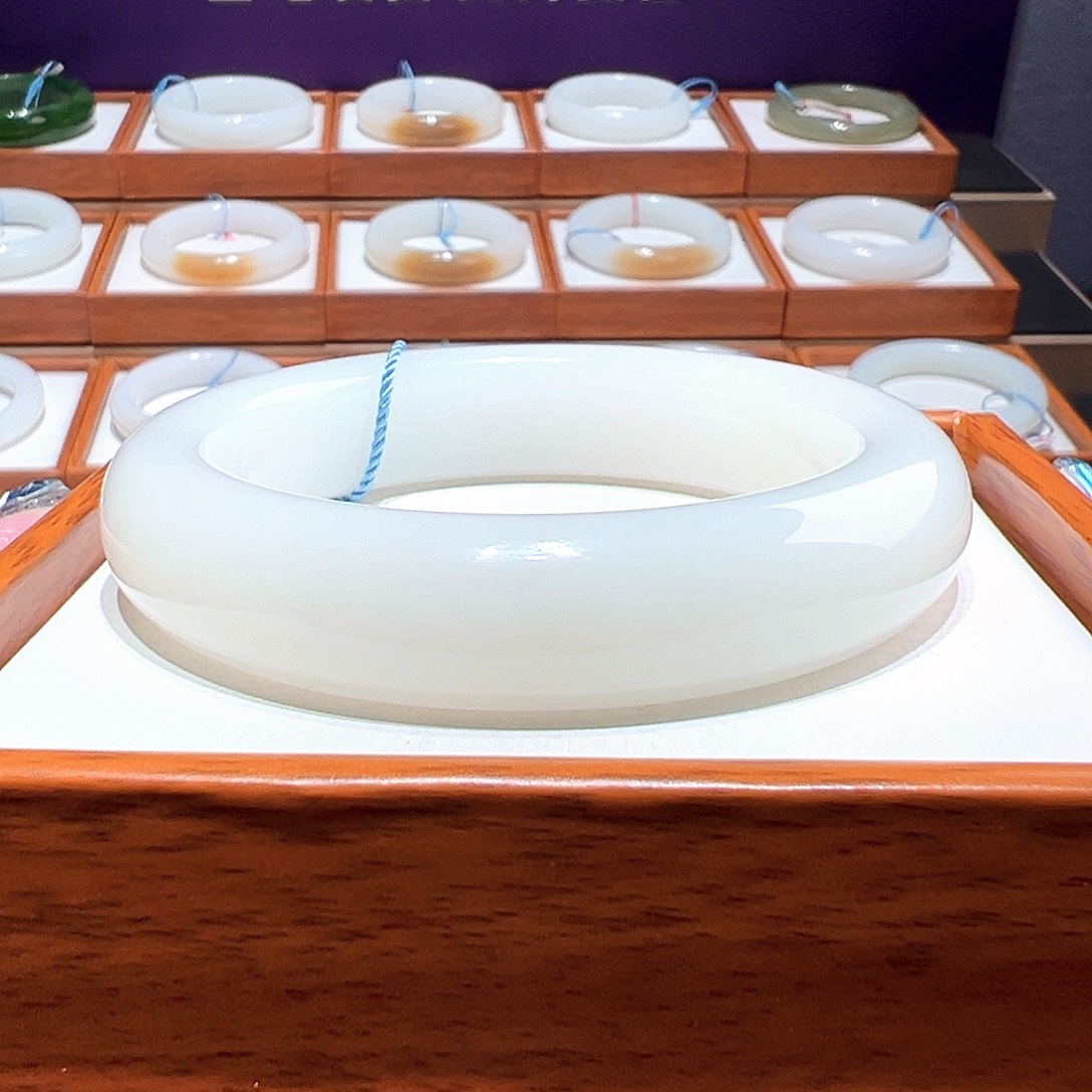 和田玉手镯 56 57未镶嵌