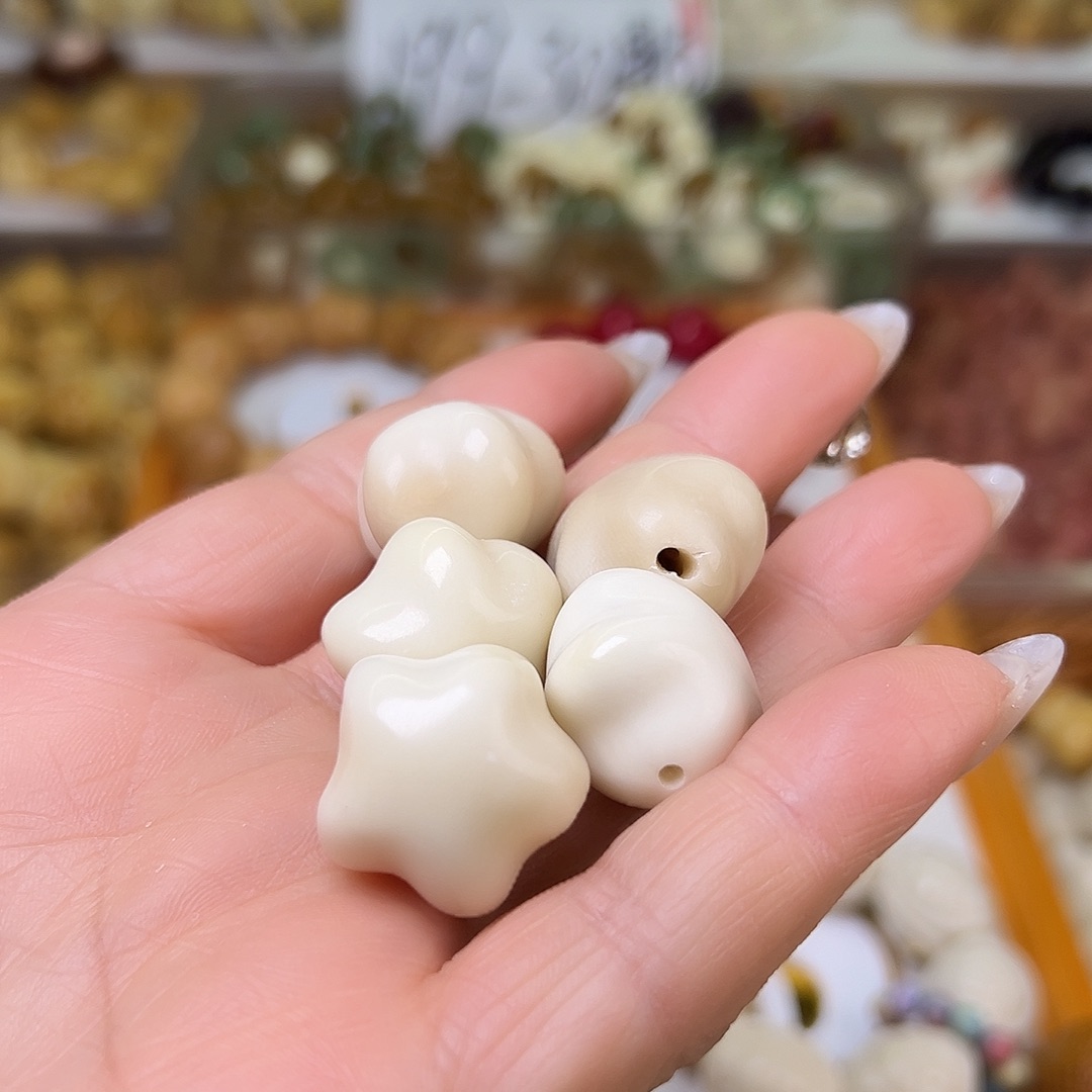 菩提根/象牙果吊坠瑕疵白星星5颗孔道有裂