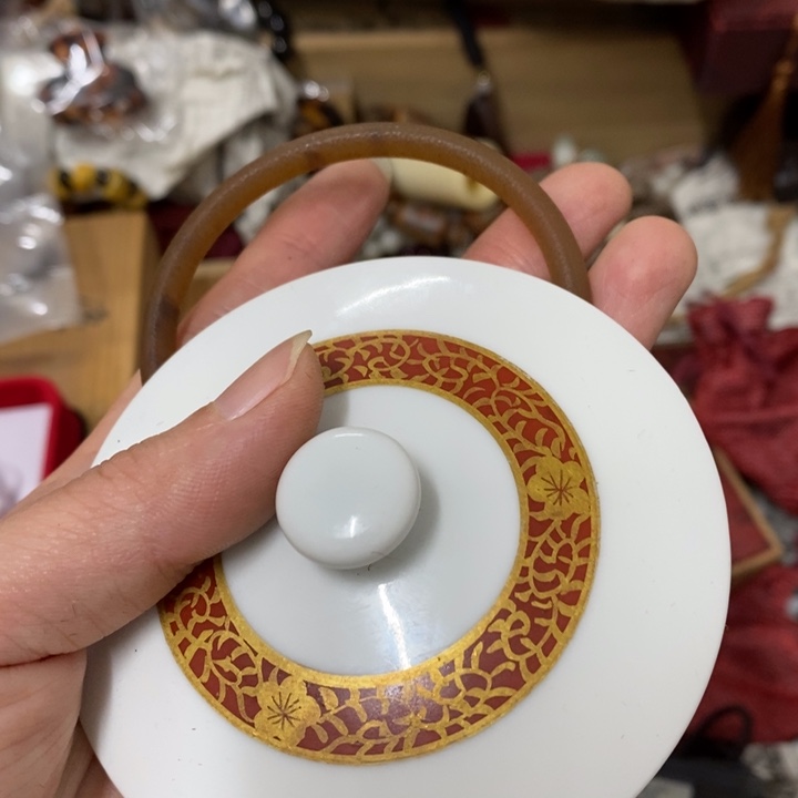 瓷片哈中古工艺品一件