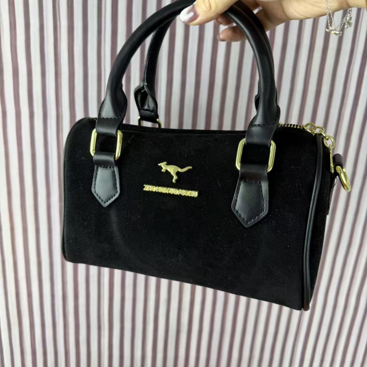 「包你心动」轻奢女包潮流时尚复古质感手提波士顿包单肩斜挎包6783