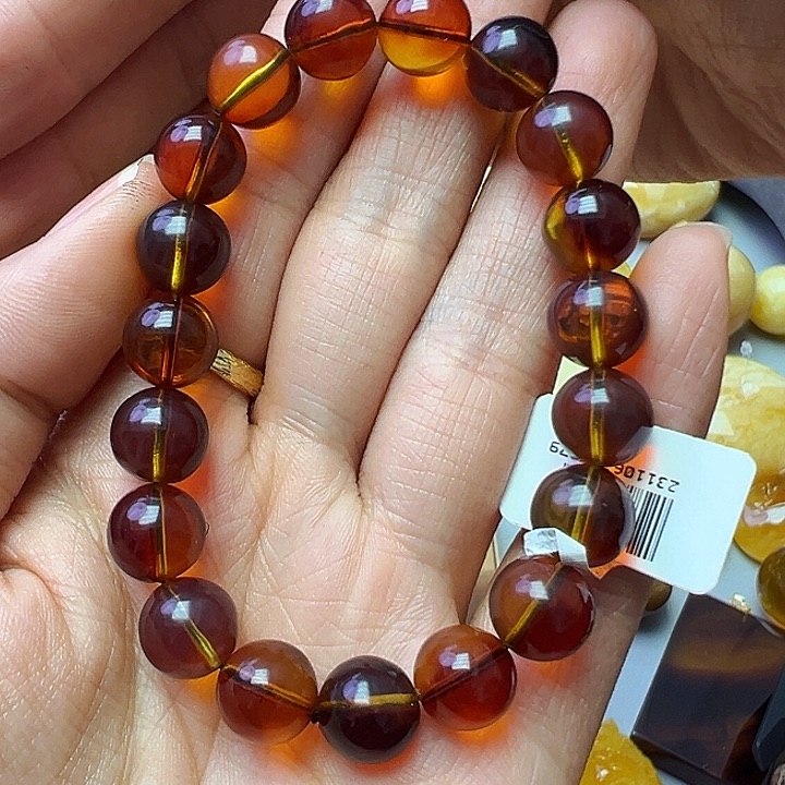 未镶嵌蜜蜡颈饰蜜蜡