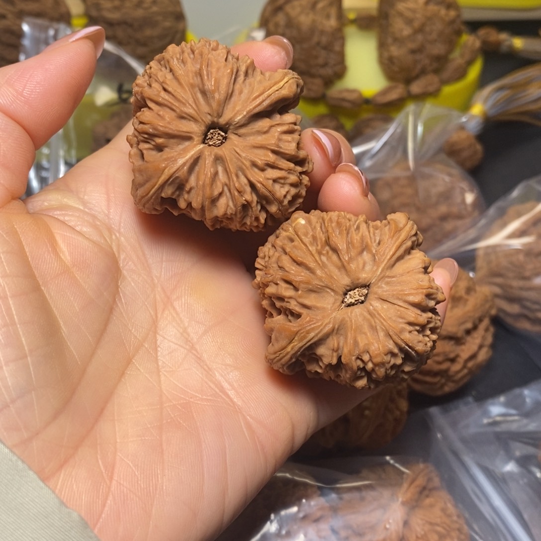 醉***勇核桃文玩核桃南疆有黄有色差06