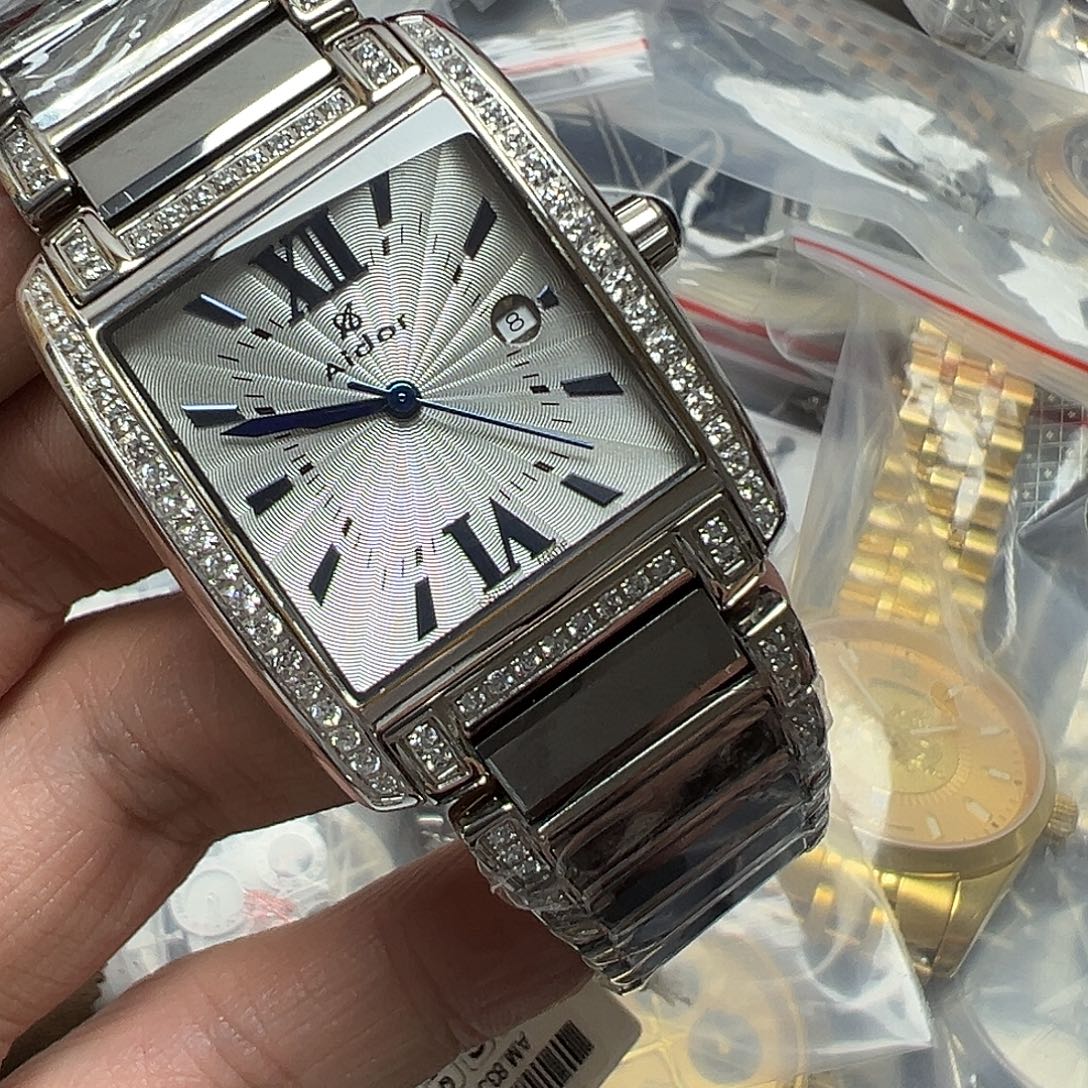 孤品闪购手表一个