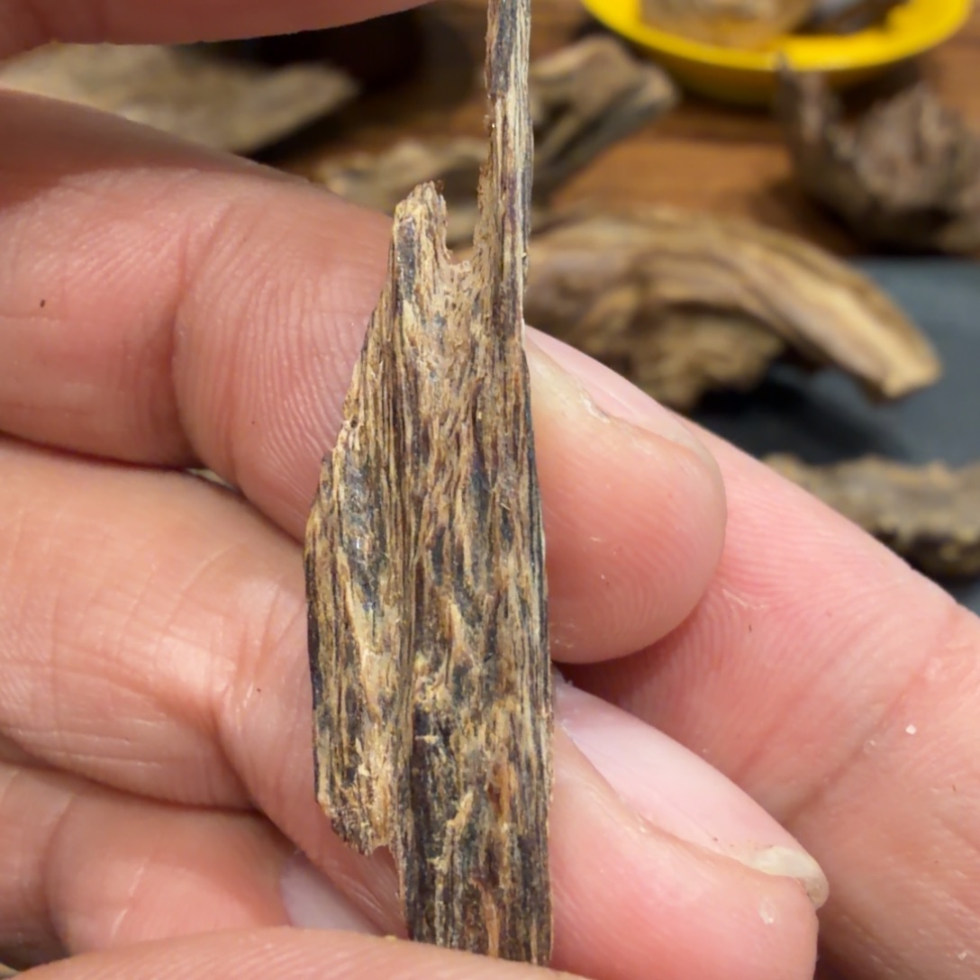 树脂制品港黄棋韵树心油 0.43 克