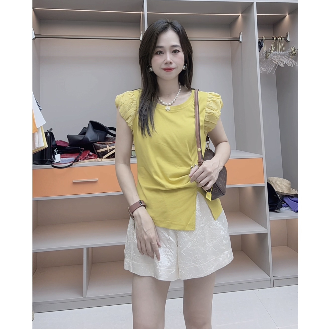 2593新款舒适时尚背后镂空短袖T恤