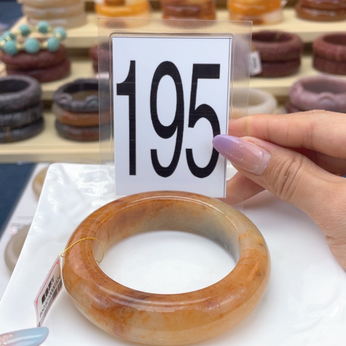 【闪购商品】石英质玉手镯未镶嵌