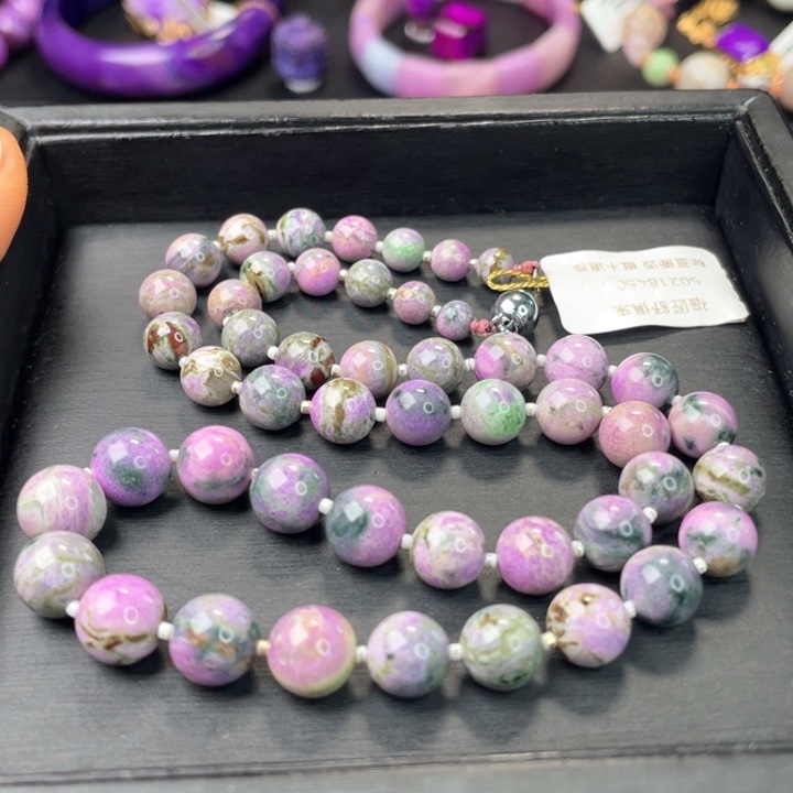 未镶嵌苏纪石（舒俱来）项链