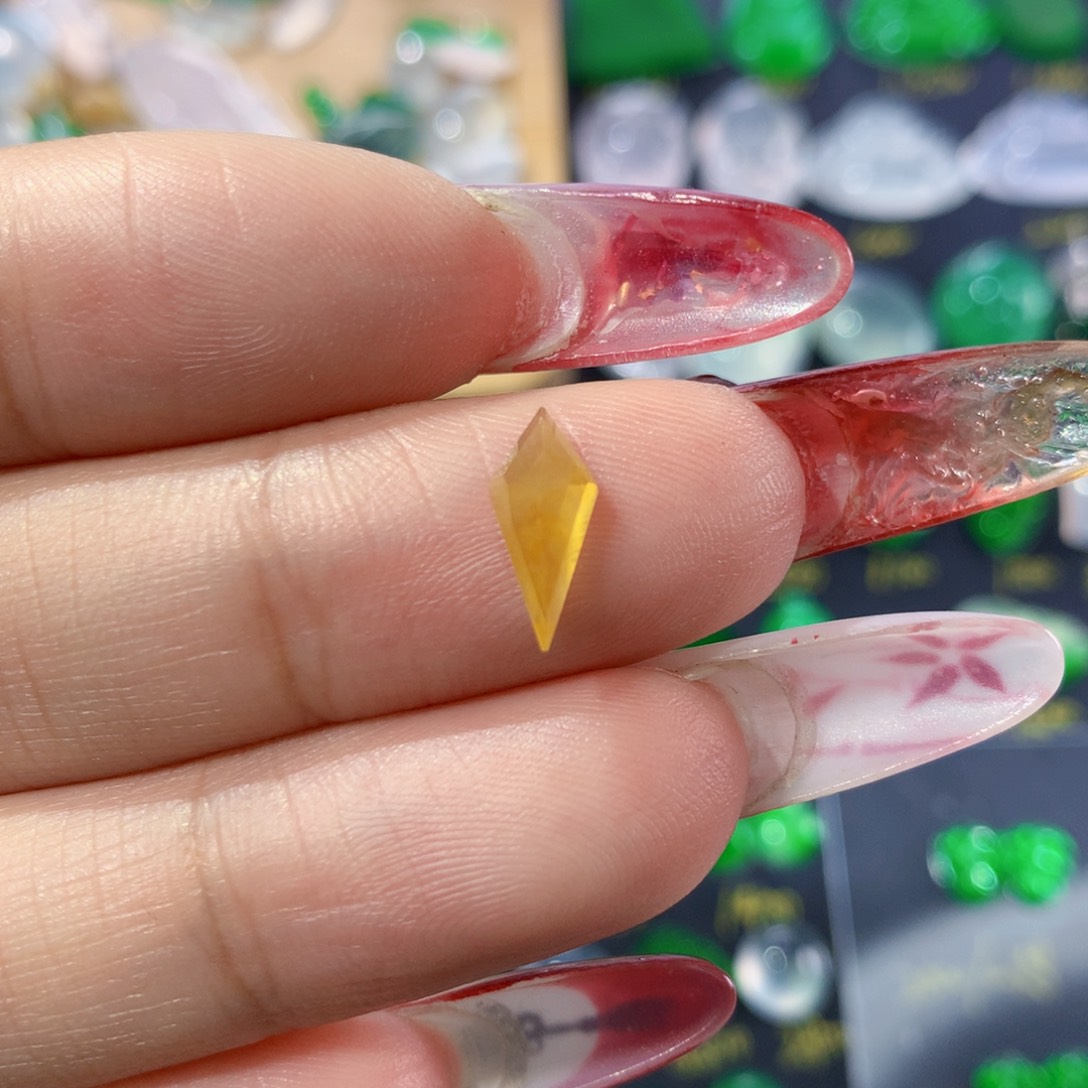 翡翠耳饰未镶嵌纯天然缅甸翡翠A货