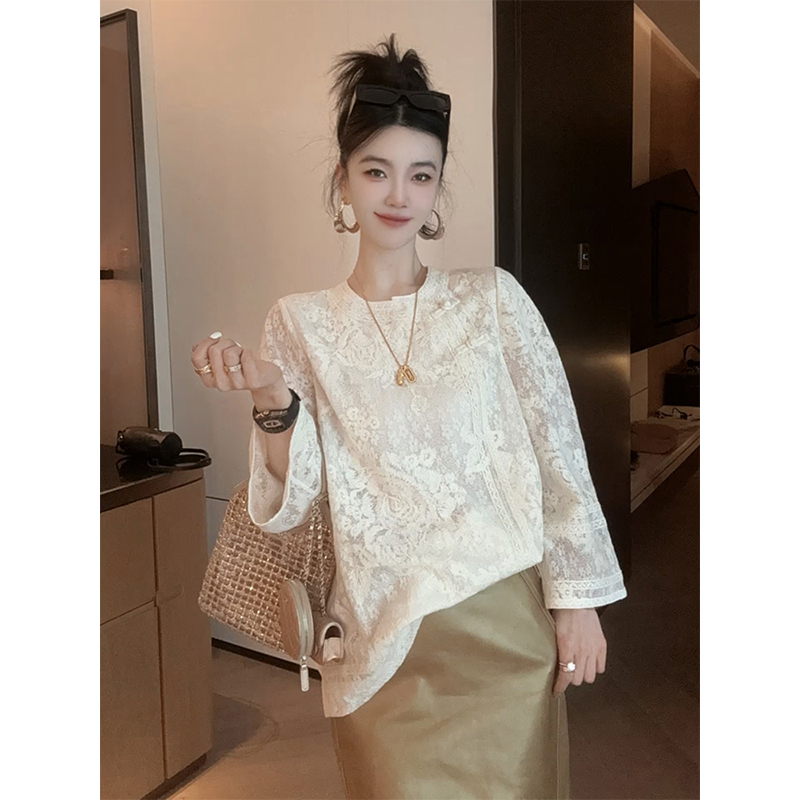新中式国风2025秋季新款高级感轻奢喇叭袖蕾丝衫女显瘦洋气衬衫潮