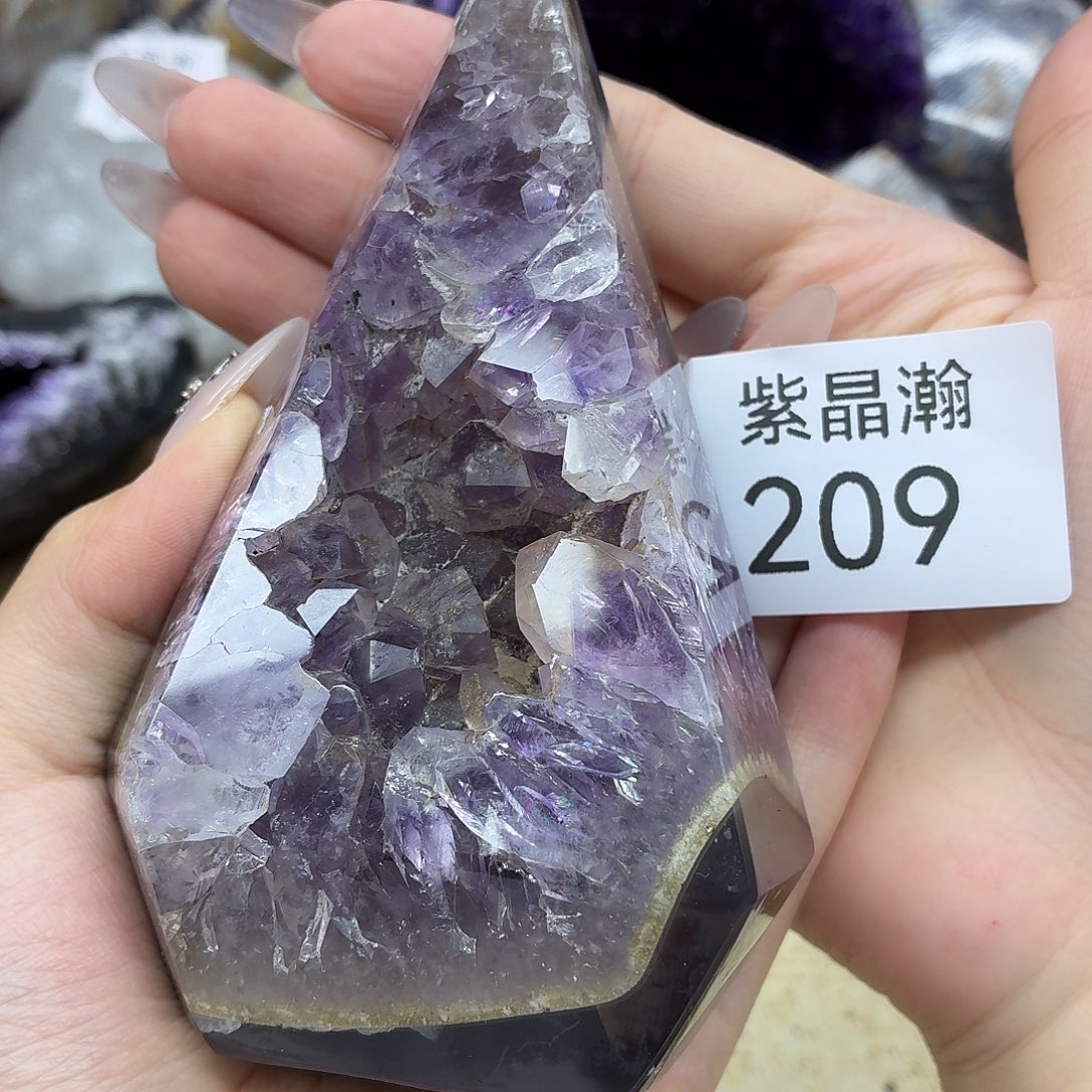 未镶嵌大型摆件（非配饰）水晶