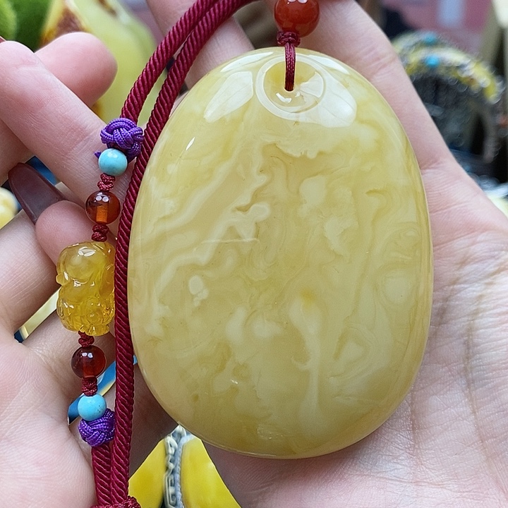 琥珀颈饰未镶嵌吊坠