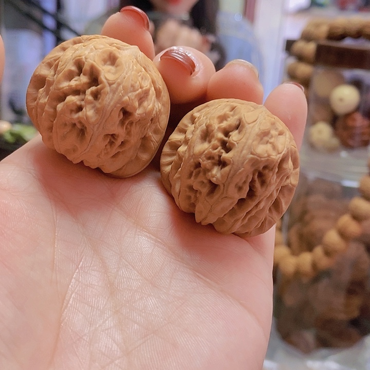 【闪购商品】文玩核桃把件40.5平谷元宝