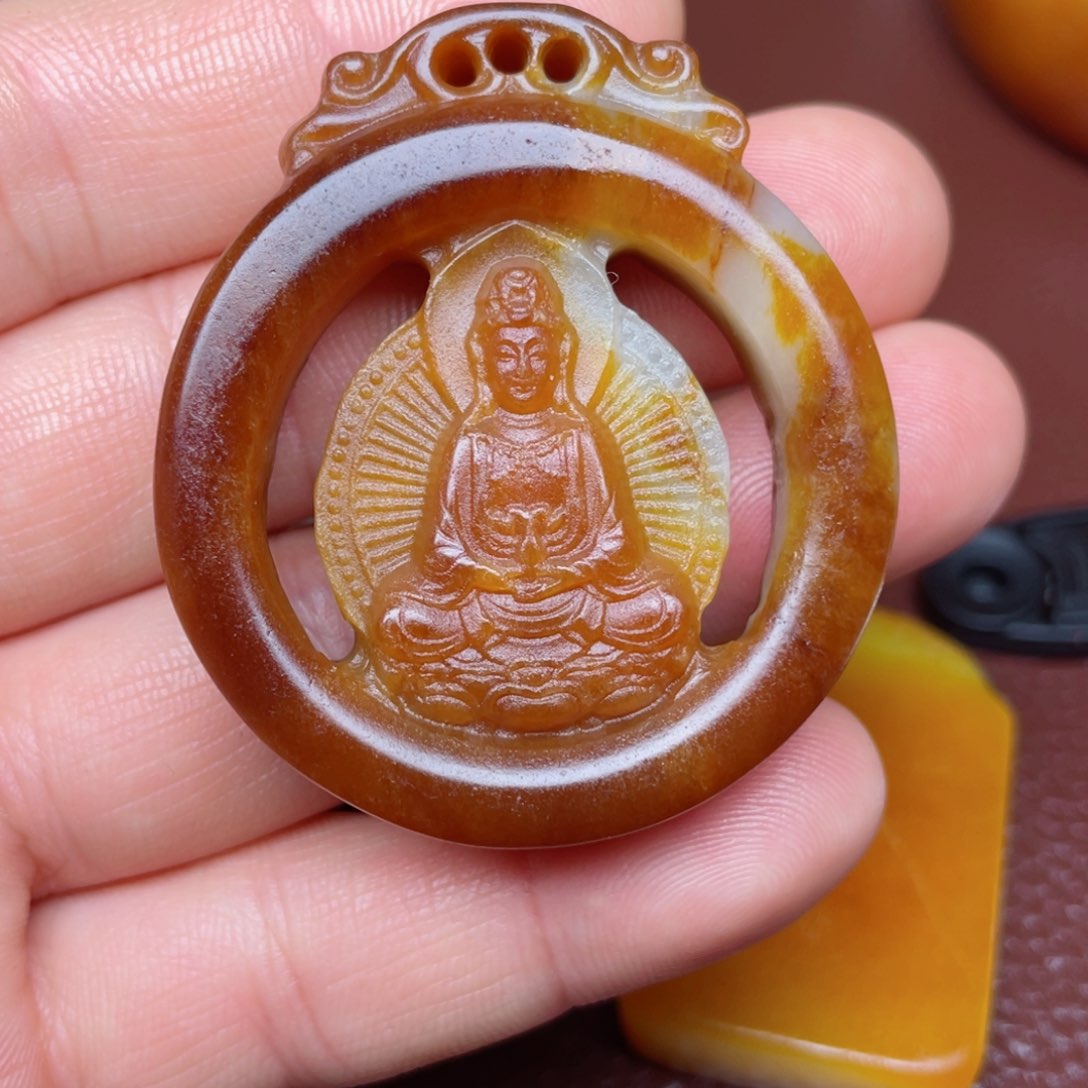 和田玉颈饰未镶嵌霸*