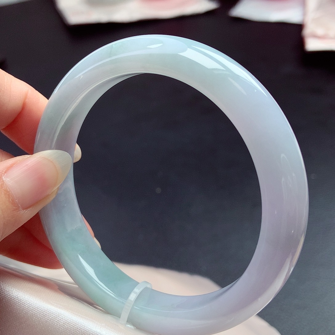 翡翠未镶嵌手镯60.8圈口