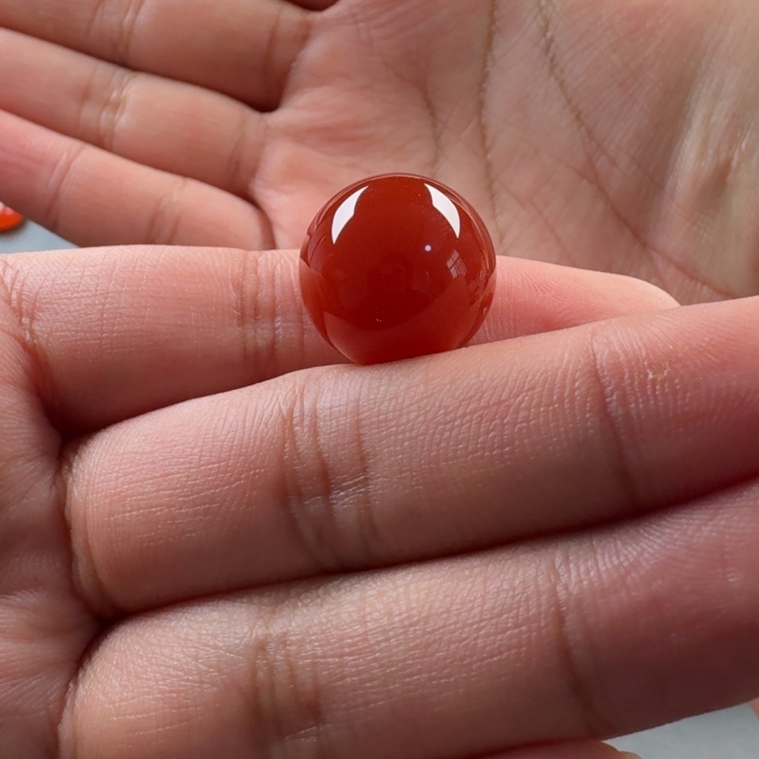 南红玛瑙未镶嵌圆珠16.7mm