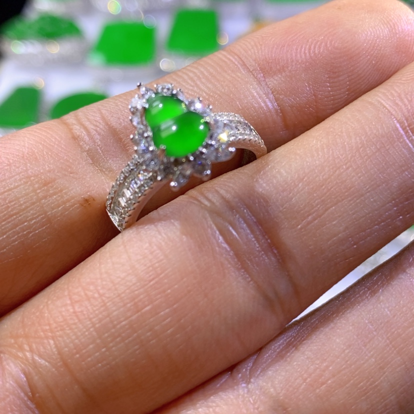 【闪购商品】翡翠挂件银S925镶嵌柒*天然翡翠