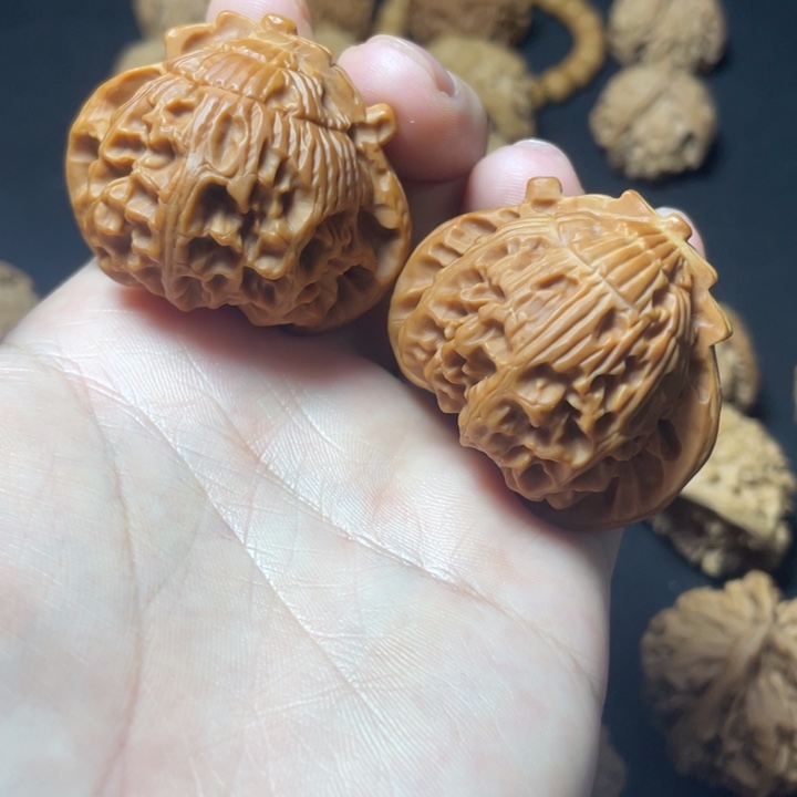 文玩核桃把件宫灯把把壶42.5mm