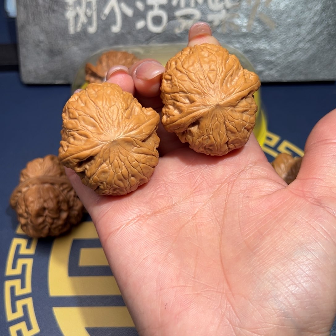 文玩核桃把件铁锤42免