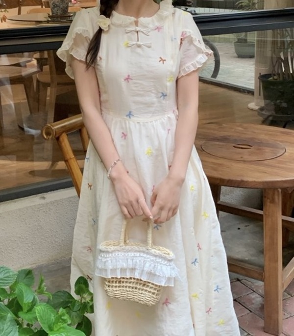 W瞌睡兔【清苍花漾甜心】法式少女刺绣盘扣国风新中式收腰连衣裙951