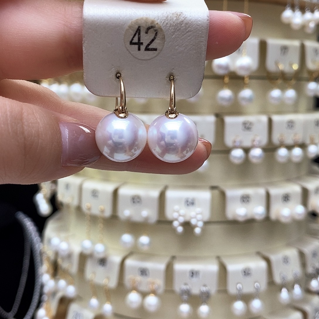 18K金镶嵌淡水珍珠耳饰