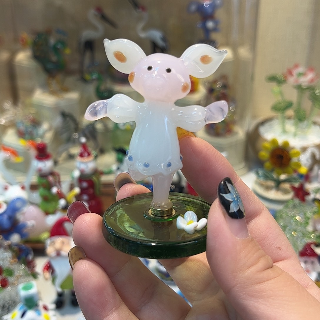 手工艺品琉璃旋转小猪