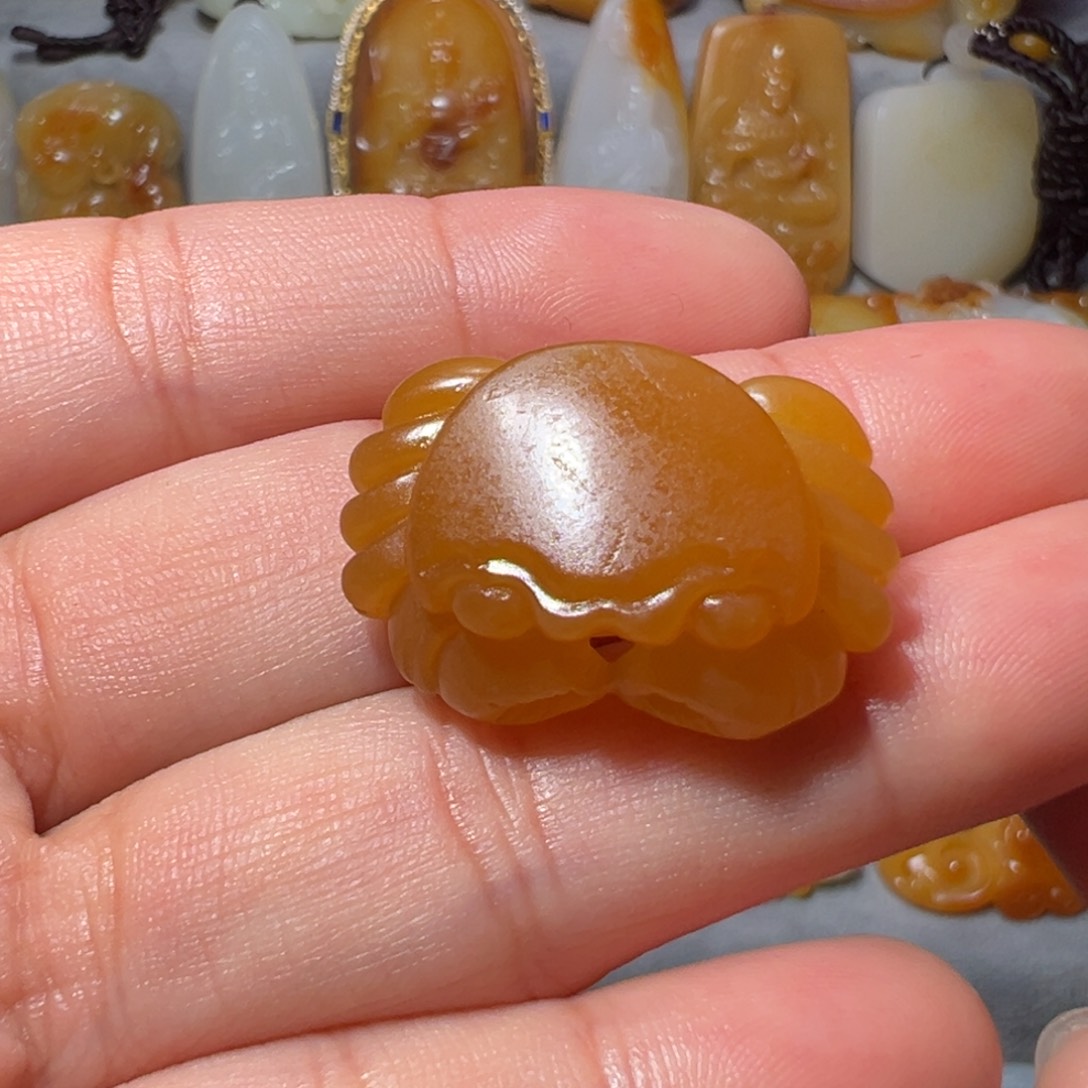 和田玉未镶嵌吊坠(不含链)