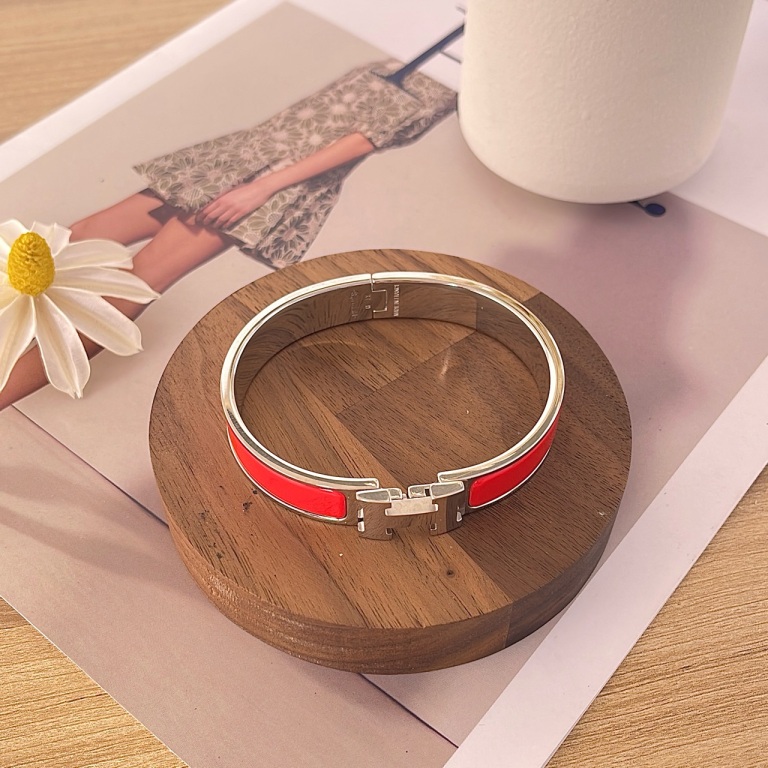 95新 Hermes/爱马仕 【九筒奢品】Clic H/腕围16cm/手镯/5237