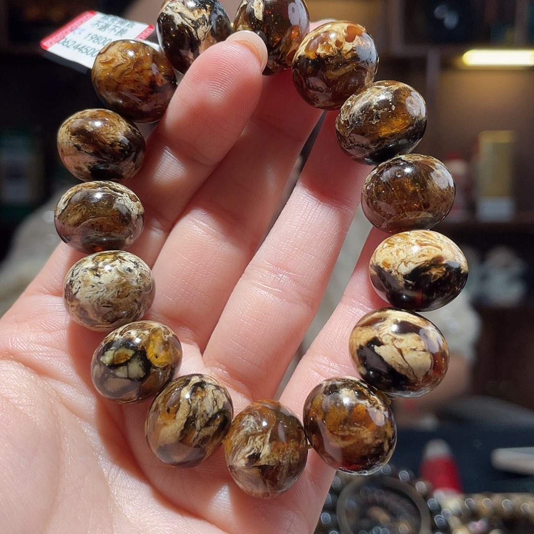 琥珀手链未镶嵌王*16m溶洞花