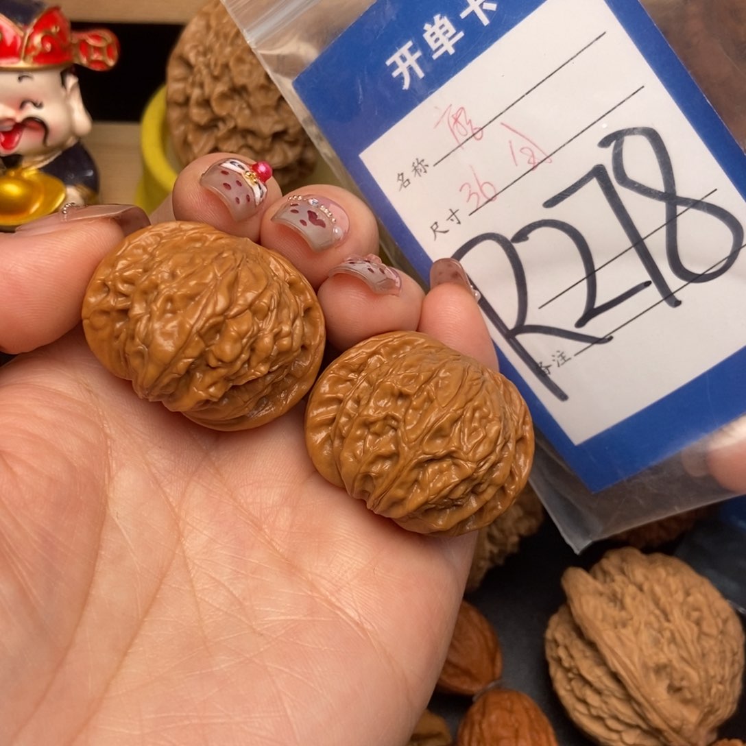 桃核吊坠核桃磨盘狮子头
