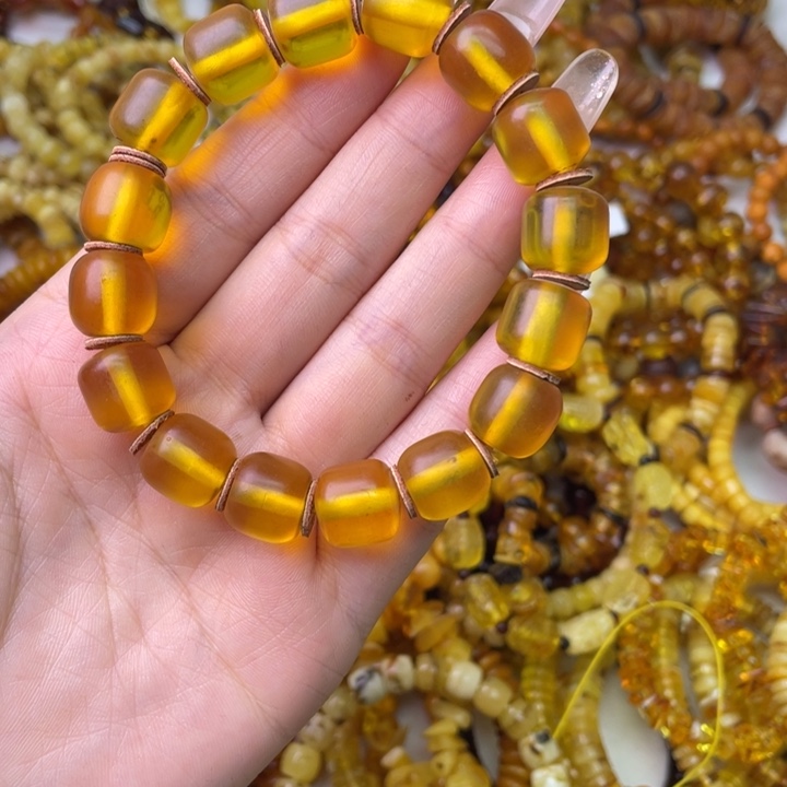 琥珀未镶嵌珠宝奇石