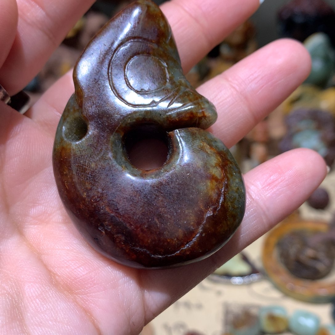 岫岩河磨玉（透闪石质玉）挂件未镶嵌