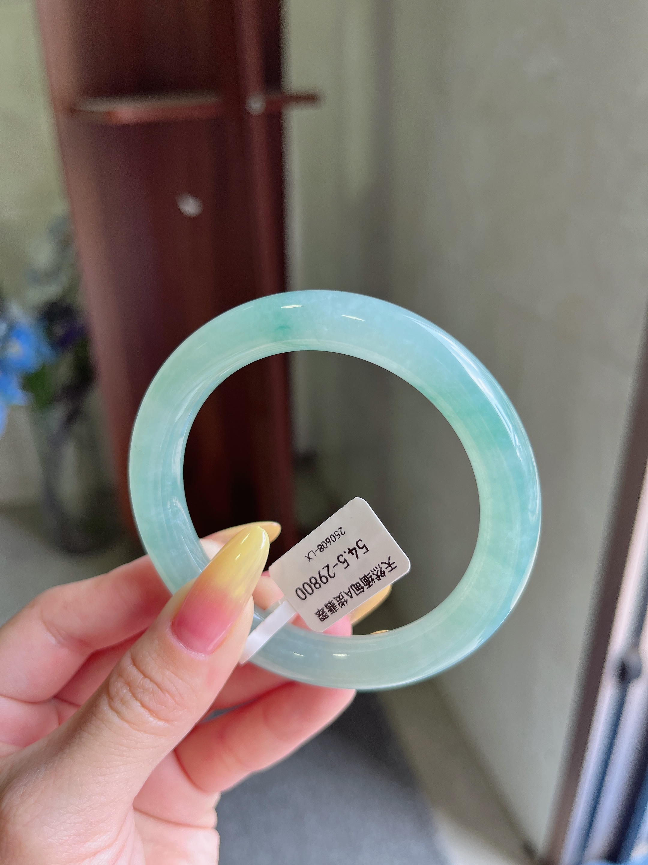缅甸天然翡翠A货冰种起胶果冻感飘阳绿圆条手镯平安美人条玉54mm