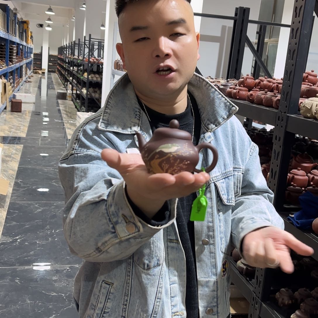 茶壶紫砂lotanowoemone