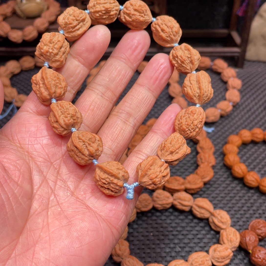 文玩核桃手串 原生态 嵩山异型蛤蟆头