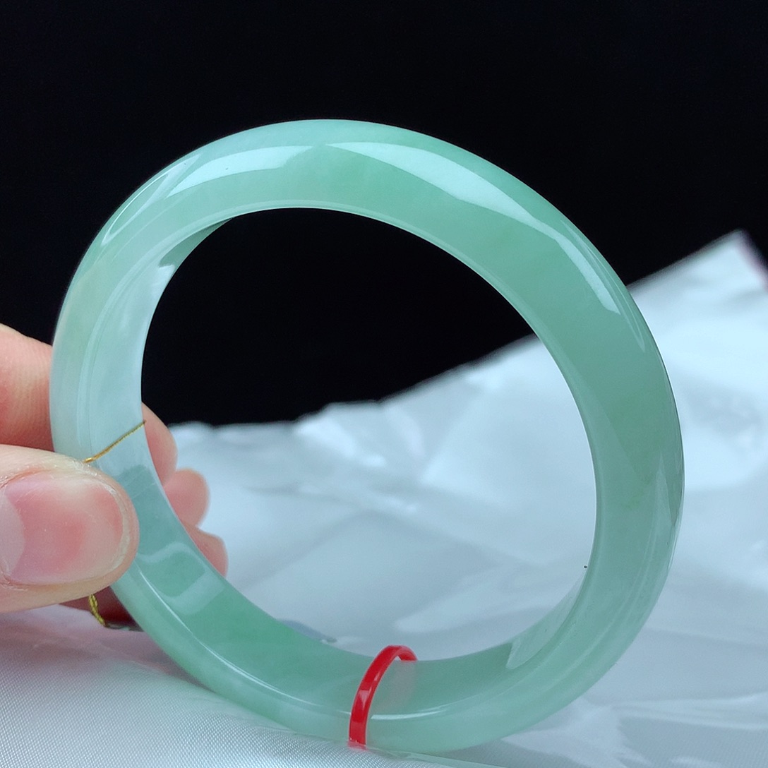 翡翠手镯未镶嵌55圈0773