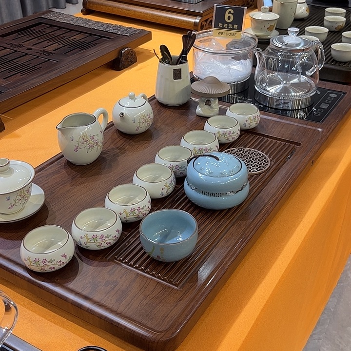 茶盘厂东坡。茶盘厂东坡？茶盘厂东坡？