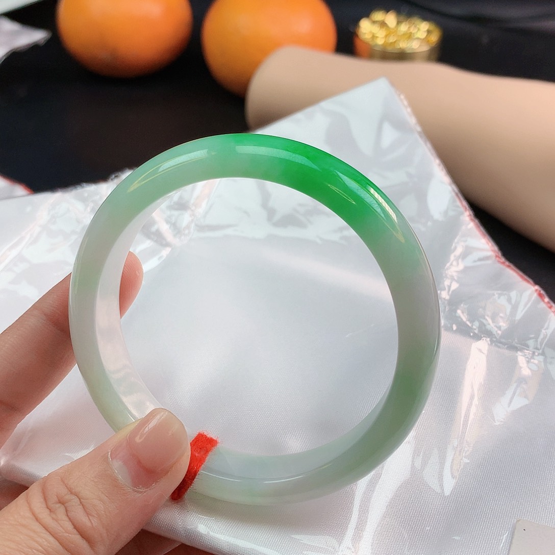 翡翠手镯未镶嵌60圈1542