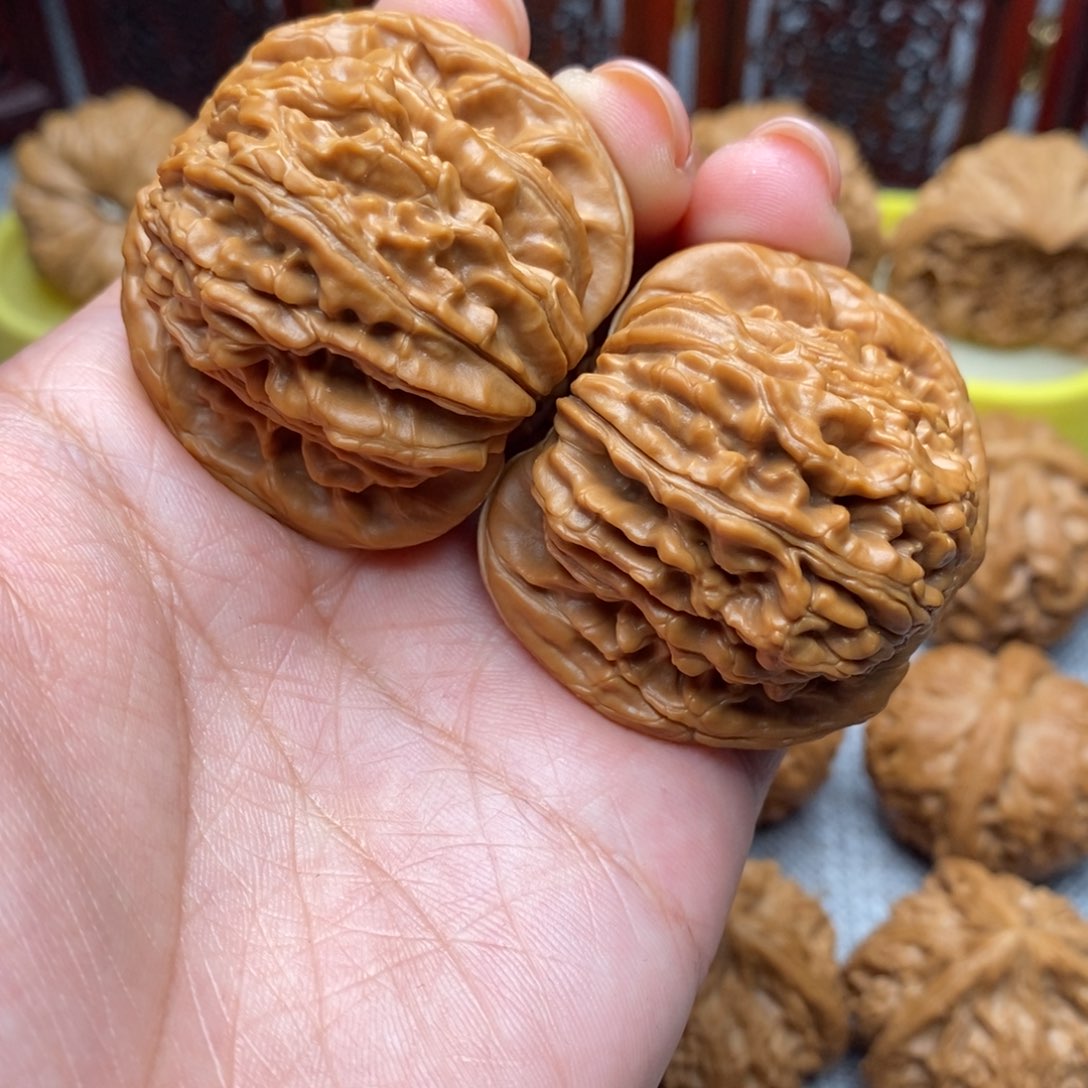 文玩核桃把件?四座楼43全